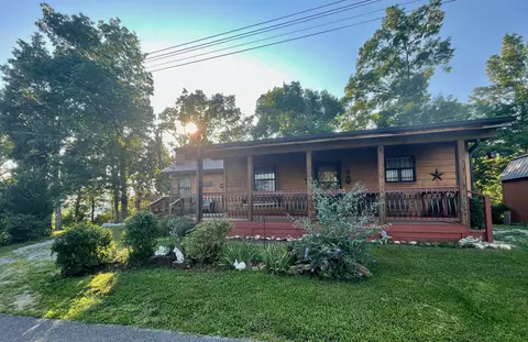 724 Chris Way, Sevierville, TN 37876