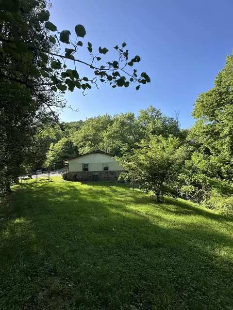 125 E Loop Rd, Sevierville, TN 37862 photo 31