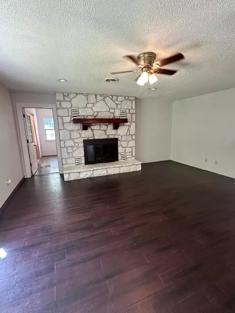 125 E Loop Rd, Sevierville, TN 37862 photo 8