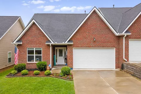 1117 Fellin View Way, Sevierville, TN 37876