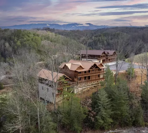 3316 Grace Way, Sevierville, TN 37876