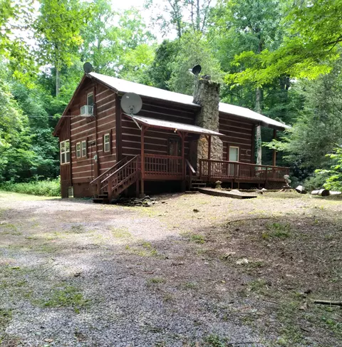 880 Windy Hill Way, Cosby, TN 37722
