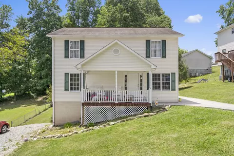 104 Regan Ln, La Follette, TN 37766
