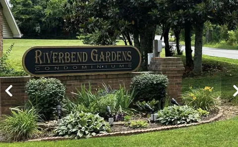 206 River Garden Ct, Sevierville, TN 37862