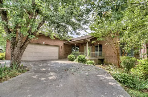 1202 Cherokee Cir Dr, Sevierville, TN 37862