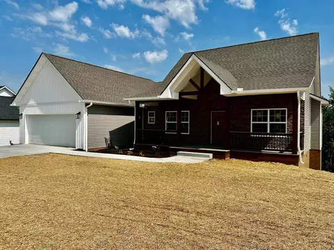 2681 Vista Meadows Ln, Sevierville, TN 37876