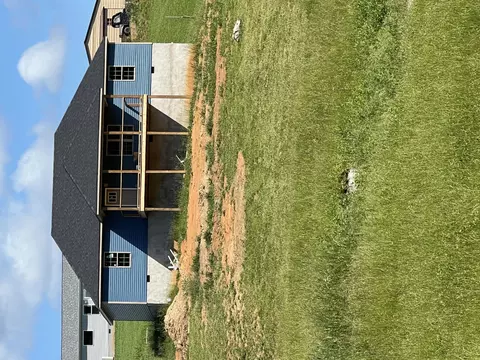 1897 Oneil Rd, Newport, TN 37821