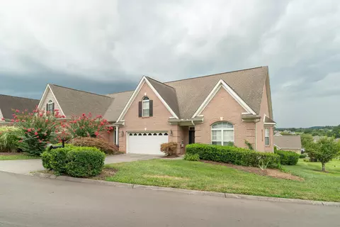 1079 Creekside Village Way, Seymour, TN 37865