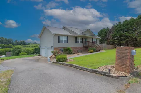 1623 Silverado Ct, Sevierville, TN 37876