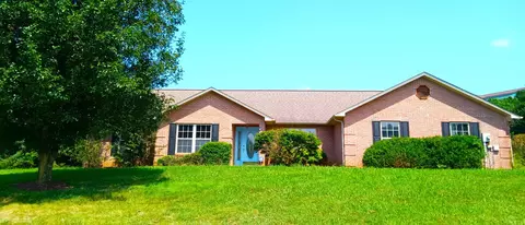 2829 Shaconage Trl, Sevierville, TN 37876