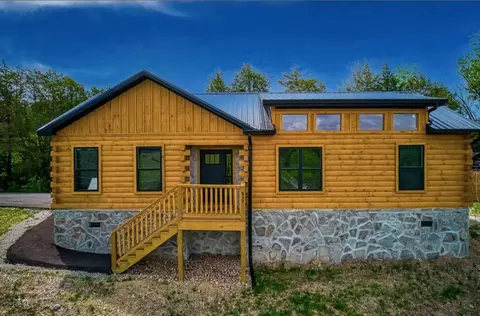 837 Blue Herring Way, Sevierville, TN 37876