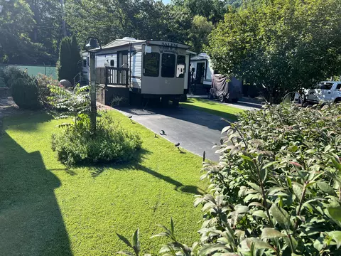 4229 E Pkwy #180, Gatlinburg, TN 37738