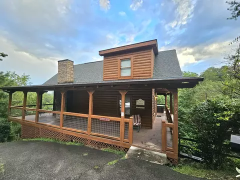 1972 E Mountain View Way, Sevierville, TN 37862