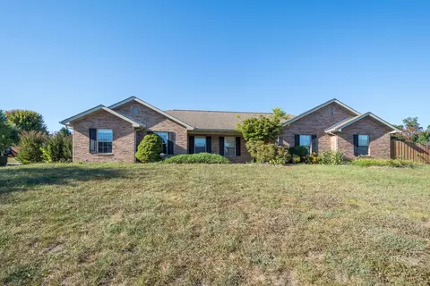 1304 Sarek Ave, Sevierville, TN 37876