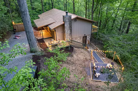 1940 Anderson Way, Sevierville, TN 37876