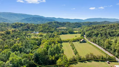13741420 Dupont Rd, Seymour, TN 37865