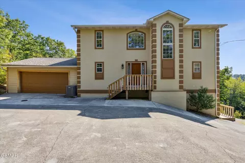 2179 Reid Ln, Sevierville, TN 37876