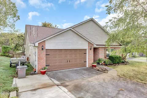 3048 Pennington Cir, Maryville, TN 37803