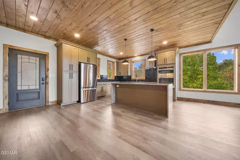 4453 Stackstone Rd, Sevierville, TN 37862 photo 9