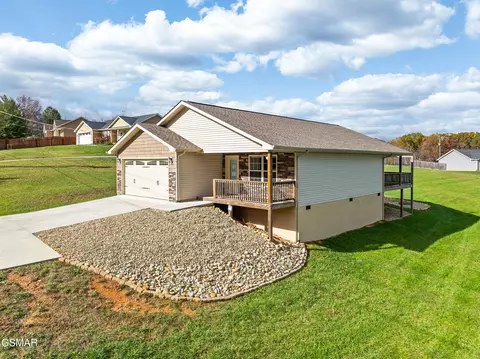 1453 Flatwood Rd, Sevierville, TN 37862
