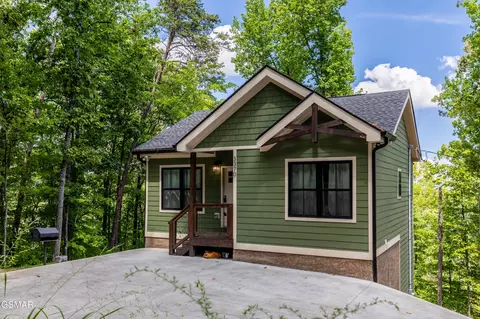 3370 Priscilla Heights Lane Ln, Sevierville, TN 37862