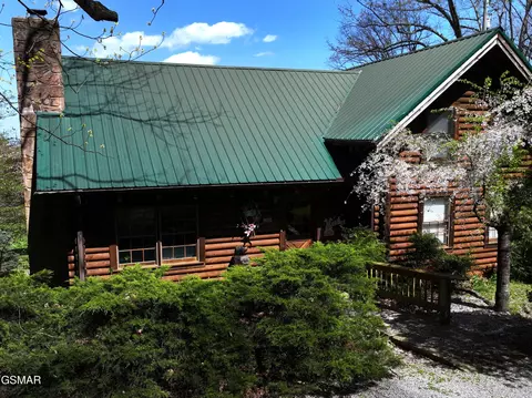 577 Thomas Loop Rd, Sevierville, TN 37876 photo 1