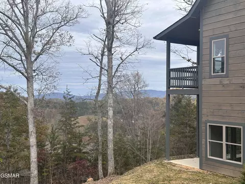 3730 Shadyview Ridge Rd, Sevierville, TN 37876
