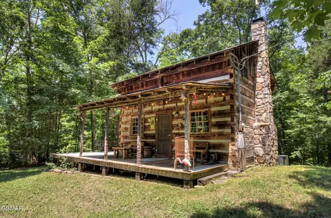 549 Bush Hollow Way, Sevierville, TN 37876