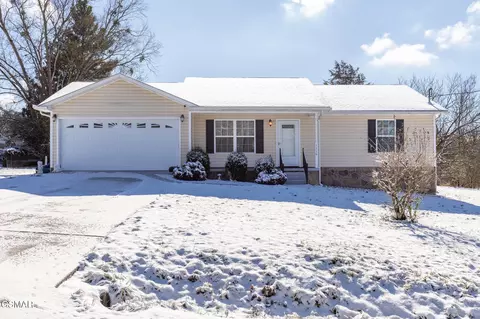 1116 Mary Kay Dr, Sevierville, TN 37862
