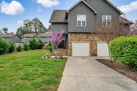 1476 William Holt Blvd, Sevierville, TN 37862