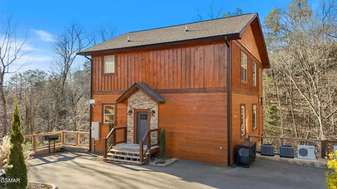 4548 Shangrila Way, Sevierville, TN 37862