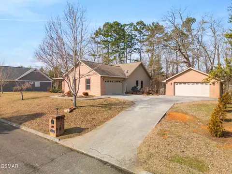 413 Glenns Lea, Sevierville, TN 37876
