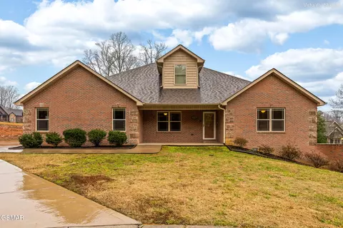 1704 Sierra Ln, Sevierville, TN 37862