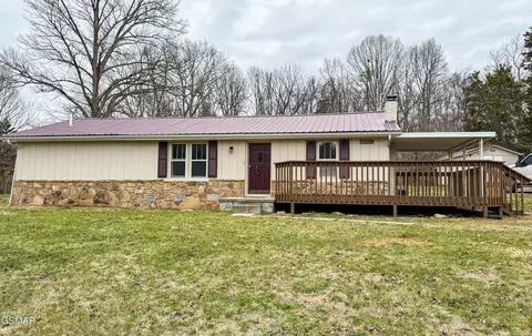 1348 Alberta Jones Rd, Dandridge, TN 37725