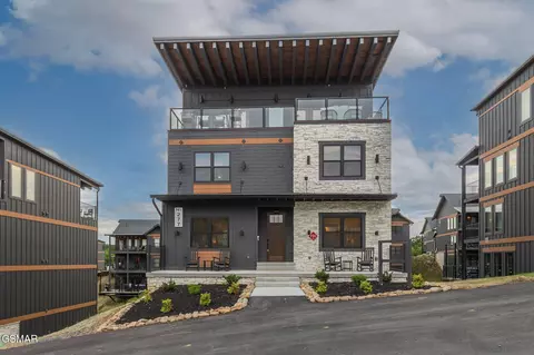 352 Rambling Creek Way, Sevierville, TN 37862