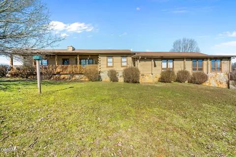 1323 Misty Mead Dr, Sevierville, TN 37876