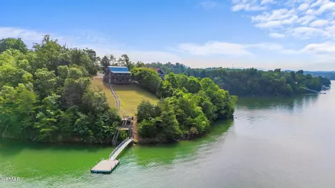 702 Chris Way, Sevierville, TN 37876