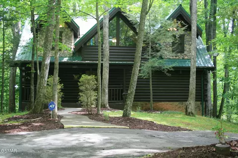 4421 Ashli Erin Way, Gatlinburg, TN 37738