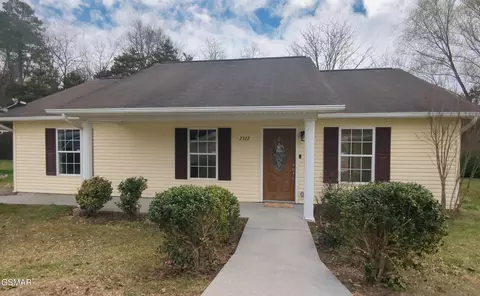 2322 Scenic Mountain Dr, Sevierville, TN 37876