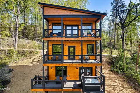 2320 Headrick Lead, Sevierville, TN 37862