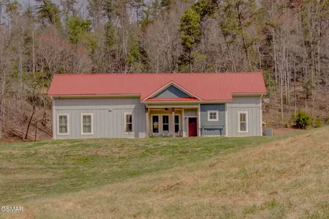3767 Richardson Cove Rd, Sevierville, TN 37876