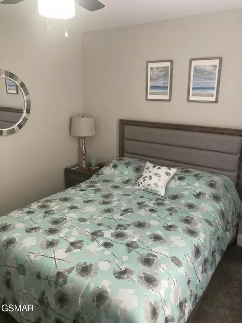 Bedroom - 6838 Westgate Cir, Talbott, TN 37877 photo 3 of 3