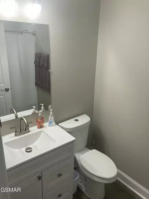 Bath - 6838 Westgate Cir, Talbott, TN 37877 photo 1 of 1