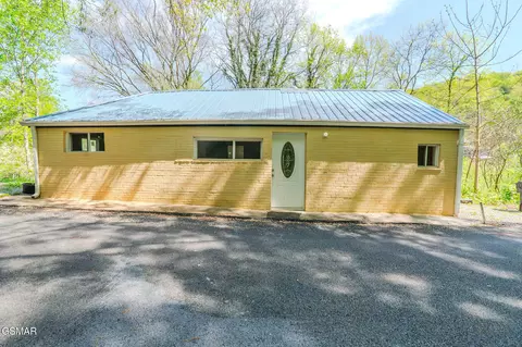 126 Turkey Rd, Powell, TN 37849