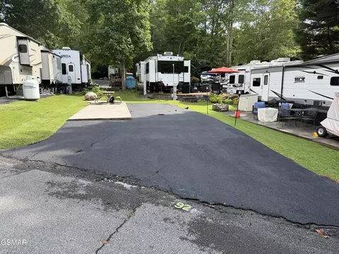 4229 E Parkway Lot #092, Gatlinburg, TN 37738