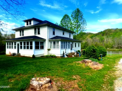 3451 Cosby Hwy, Cosby, TN 37722