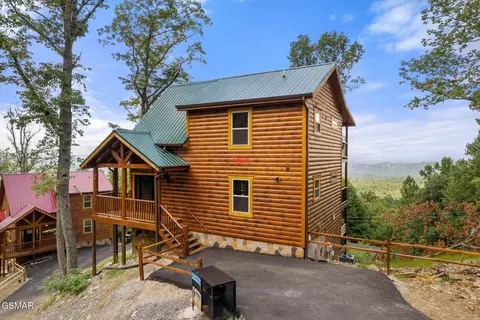 1909 Rhododendron Lane Ln, Sevierville, TN 37876