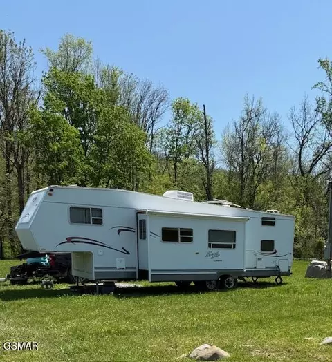 3858 Holders Grove Rd, Cosby, TN 37722