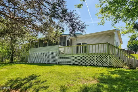 2844 Eledge Ln, Sevierville, TN 37876