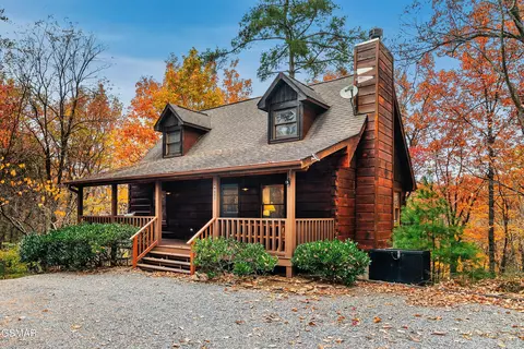 4012 Brooke Hollow Ln, Sevierville, TN 37862
